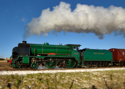 944445 (a): :2048x1454
